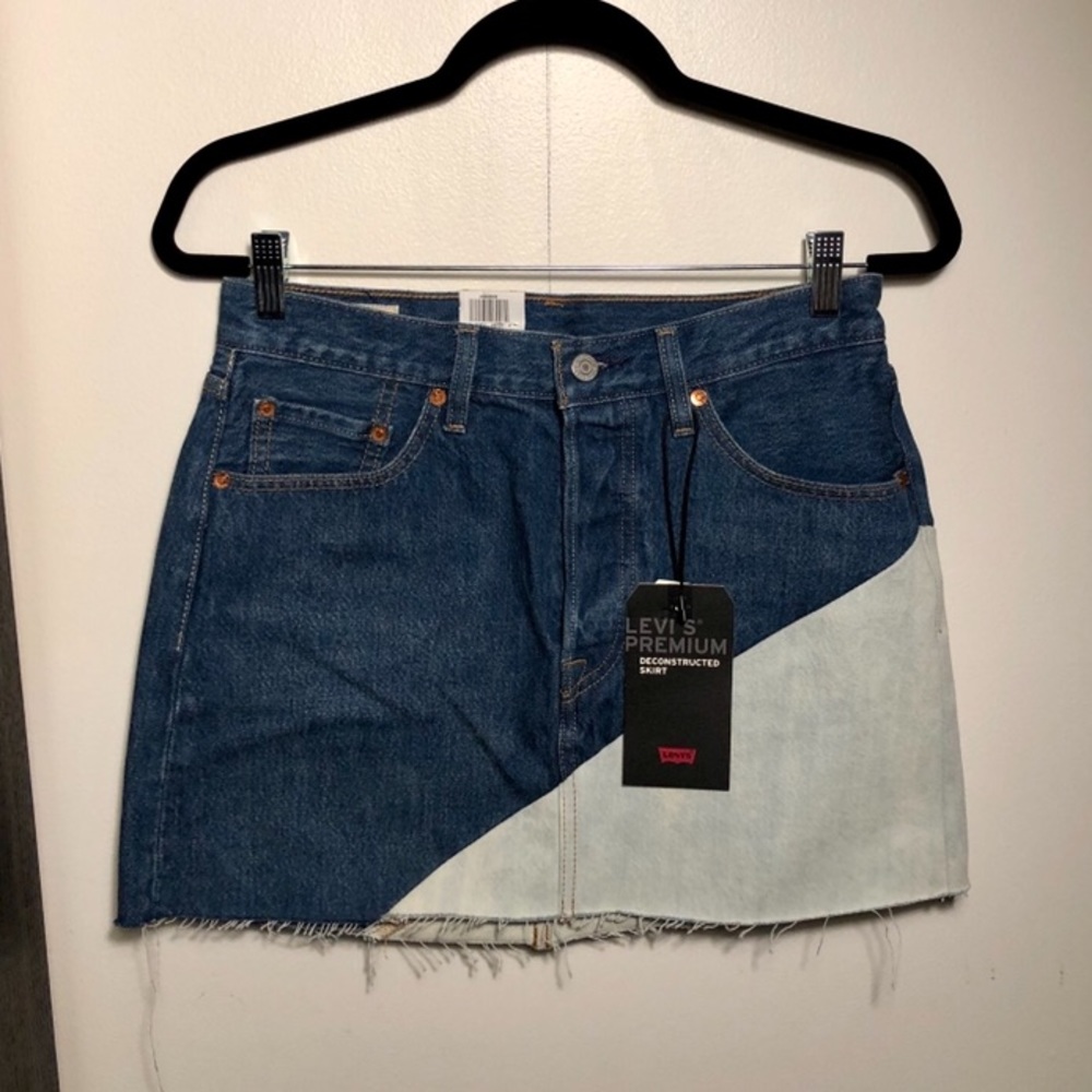 NWT Levi’s Deconstructed Skirt